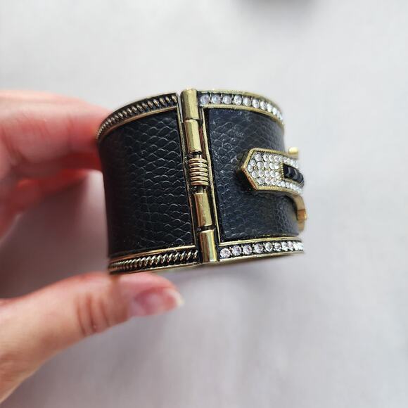 HEIDI DAUS Art Deco Black Leather Swarovski Crystal Cuff Bangle Bracelet Big - Picture 4 of 10